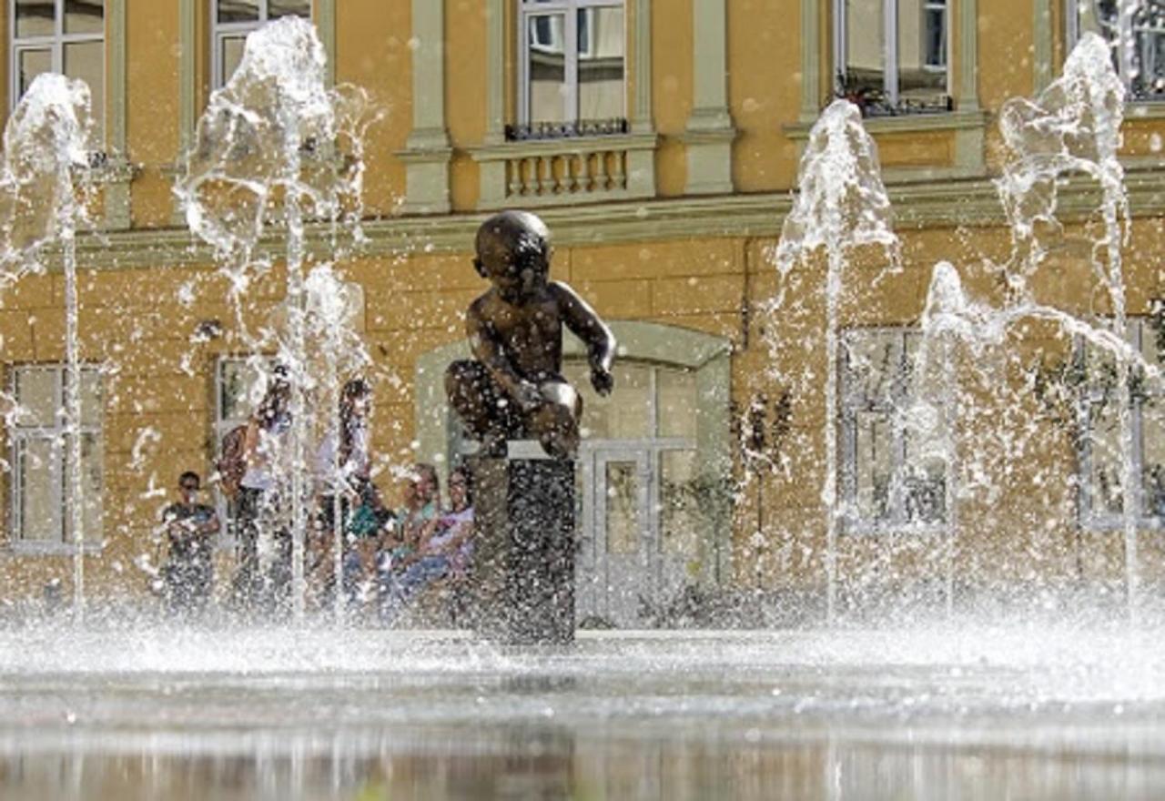 Аpartments In The Center On Mitniy Square Leilighet Lviv Eksteriør bilde